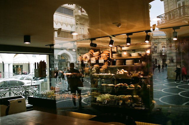 shop cake
