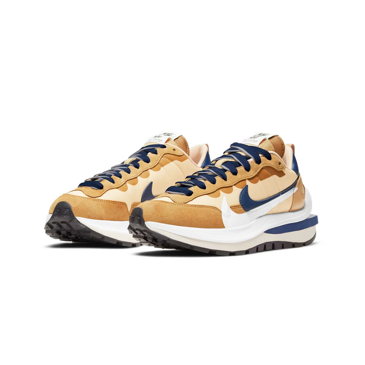 NIKE × SACAI
